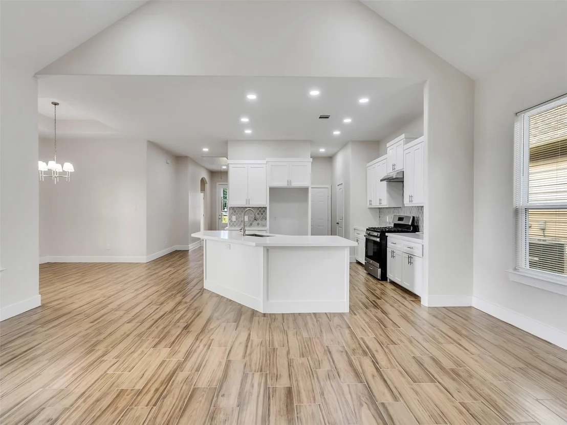 Photo of 4102 Hill Avenue