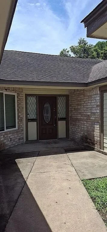 Photo of 12007 Fairpoint Drive