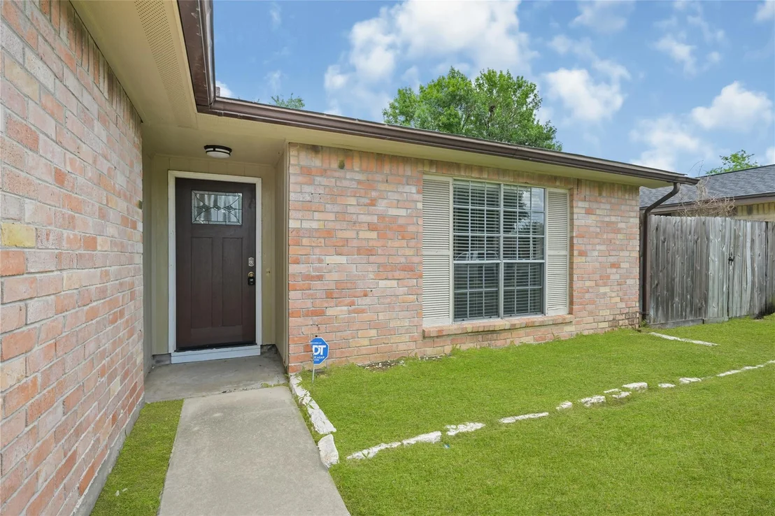 Photo of 7310 Kite Hill Drive