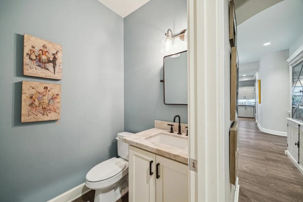 Photo of 63 E Beckonvale Circle