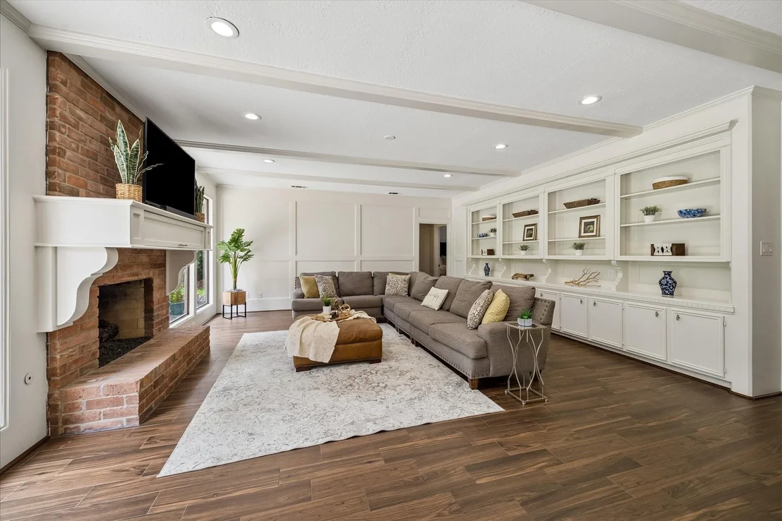 Photo of 2702 Royal Circle Drive