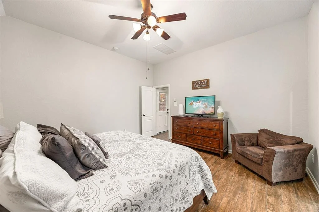 Photo of 6110 Nicholas Lane