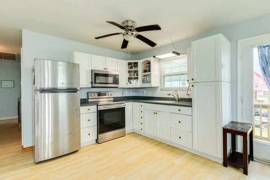 Photo of 430 Jettyview Road