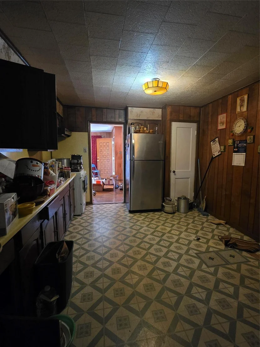 Photo of 3819 Alberta Street