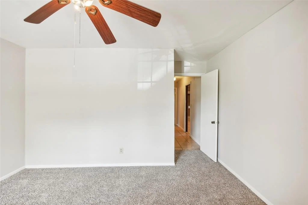 Photo of 5502 Moss Glenn Lane