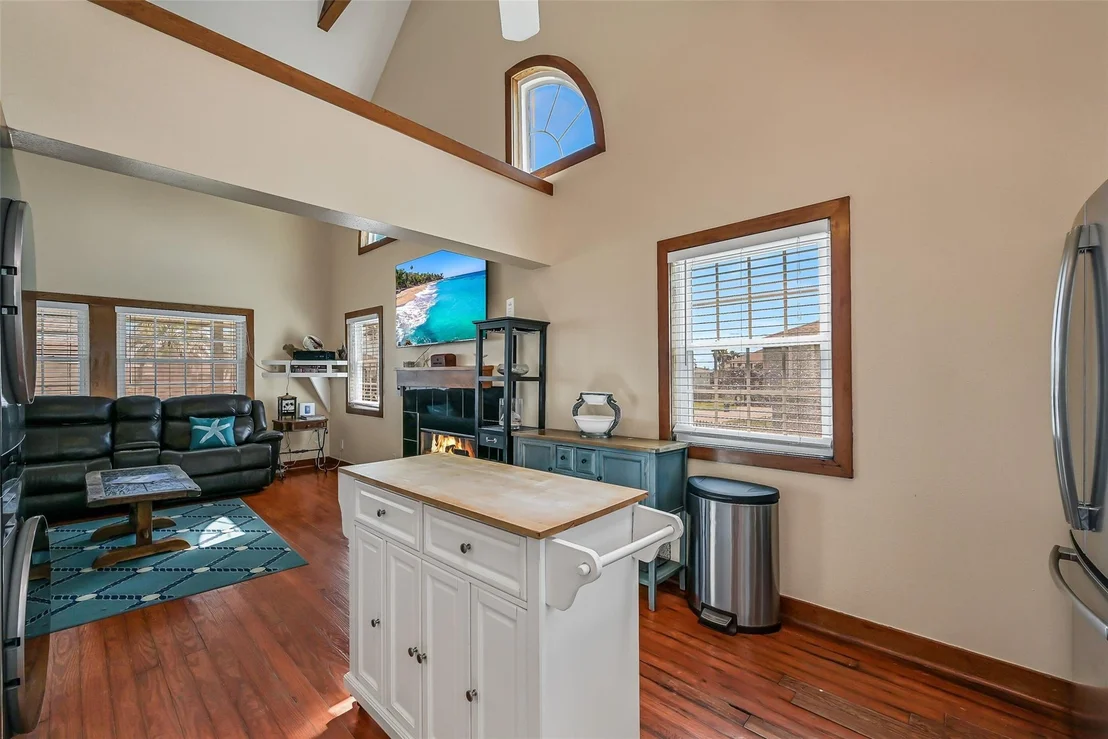 Photo of 4018 Reeves Drive
