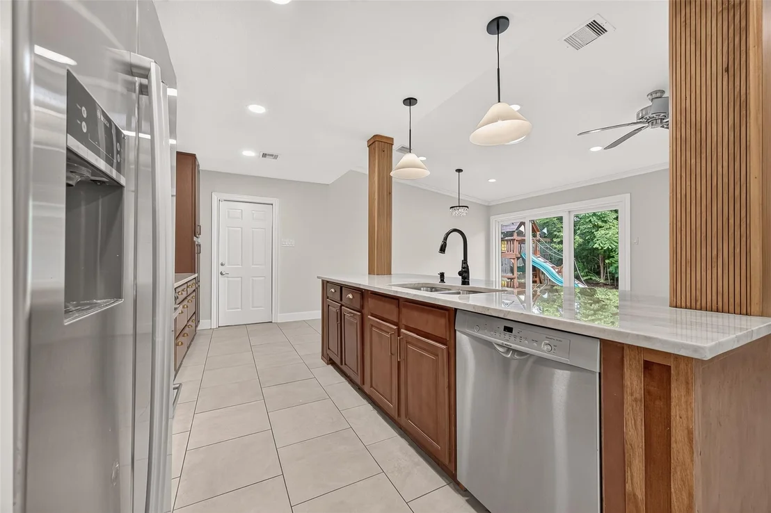 Photo of 11126 Cedarhurst Drive