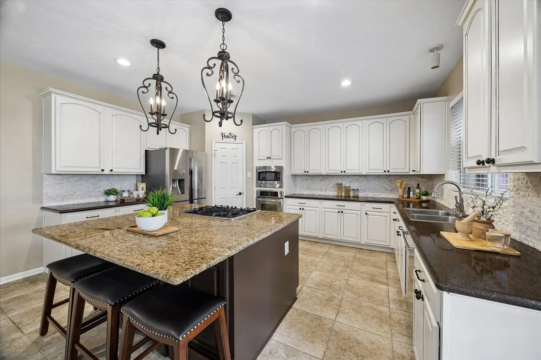 Photo of 9122 Memorial Valley Drive