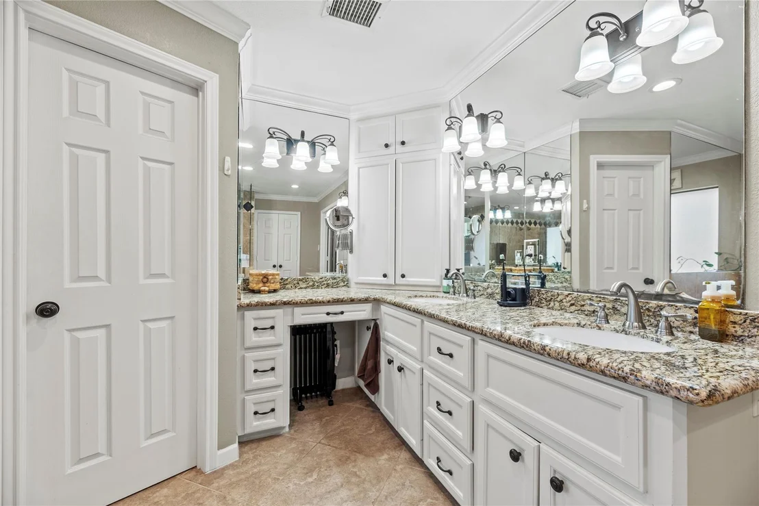 Photo of 1203 Lemm Road 2