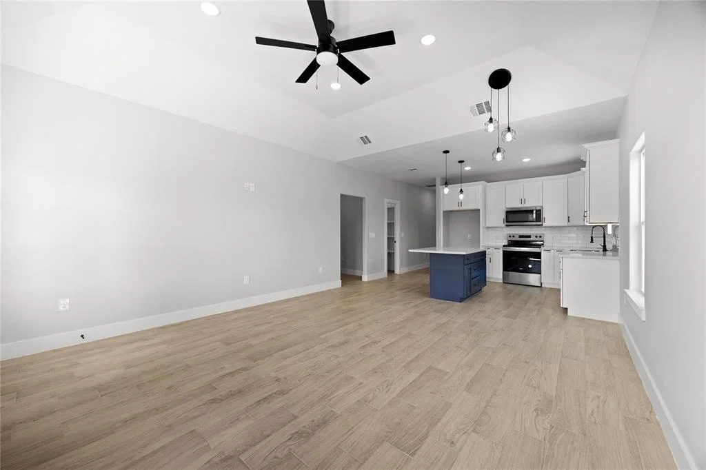 Photo of 46 Westlake Rd