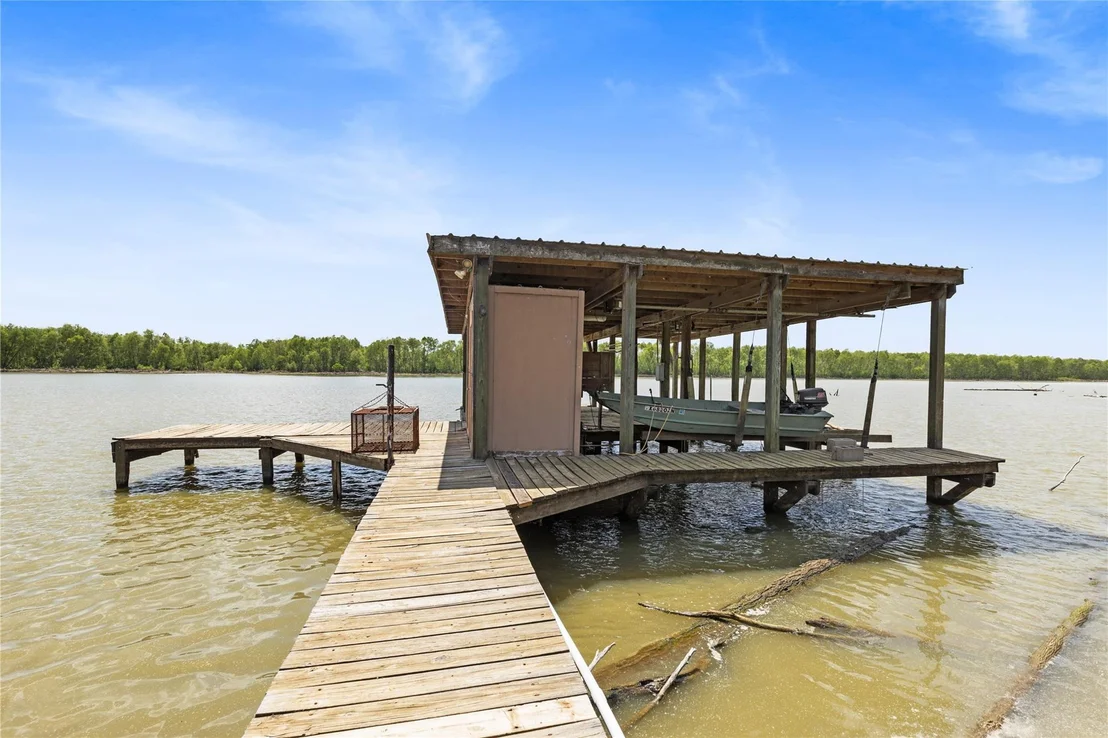 Photo of 174 Lake Front Drive