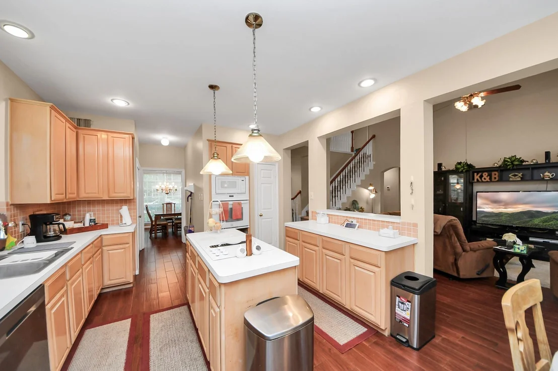 Photo of 7015 Morningside Drive