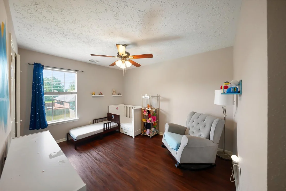 Photo of 7323 Maple Walk Drive