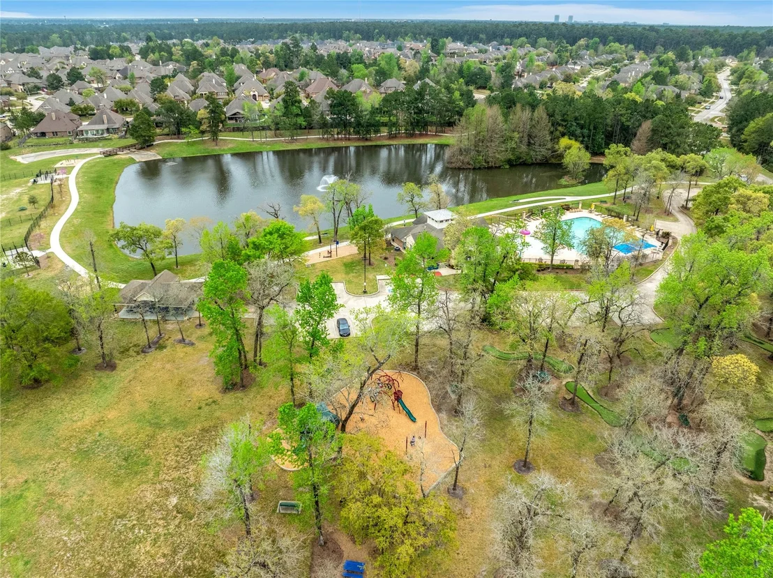 Photo of 115 Oak Estates Drive