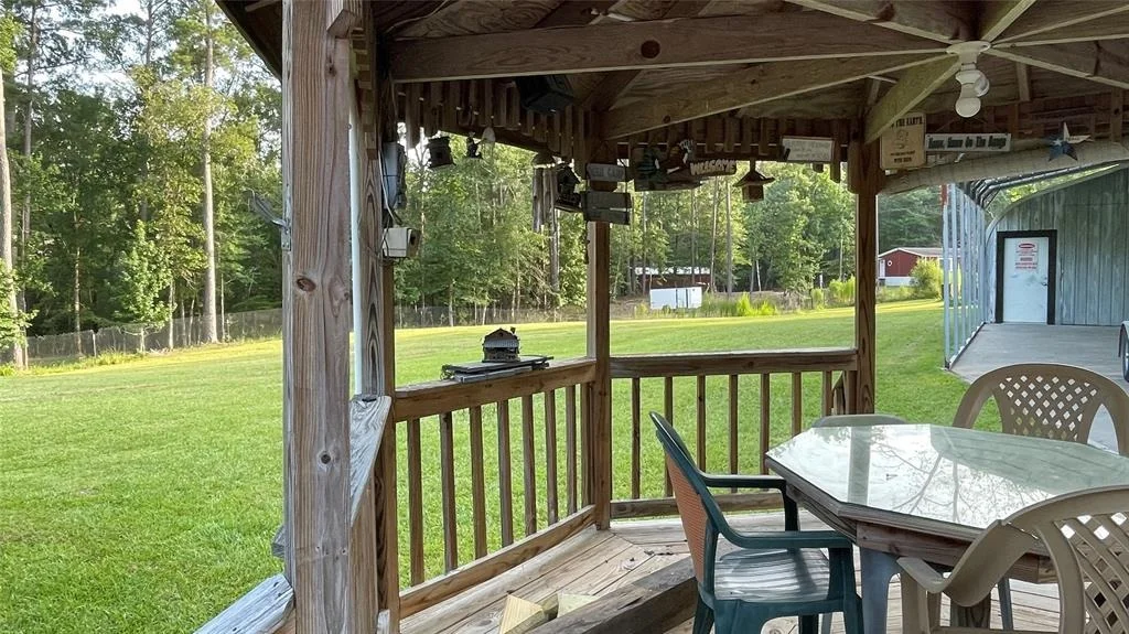 Photo of 389 E Lumbermans Road