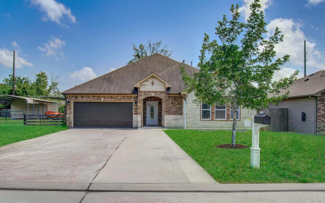 Photo of 406 Elm Lake Drive