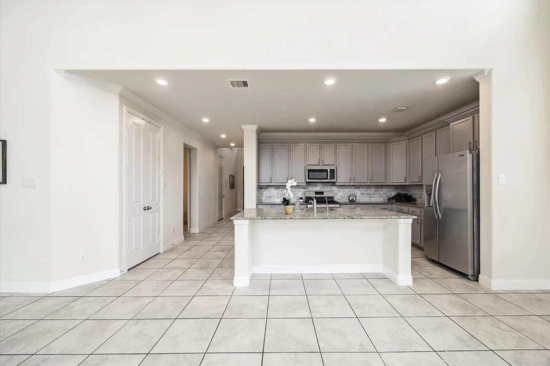Photo of 10622 Menelaws Trail