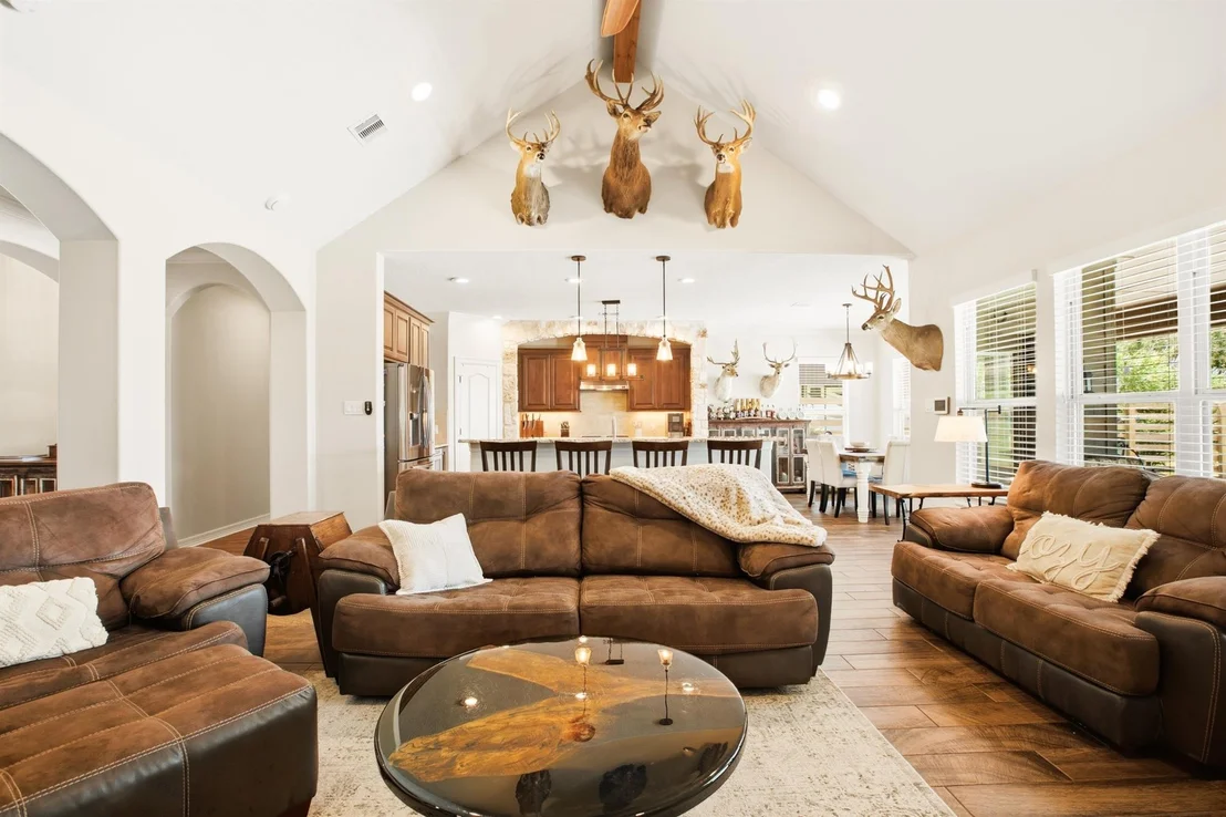 Photo of 2603 River Road