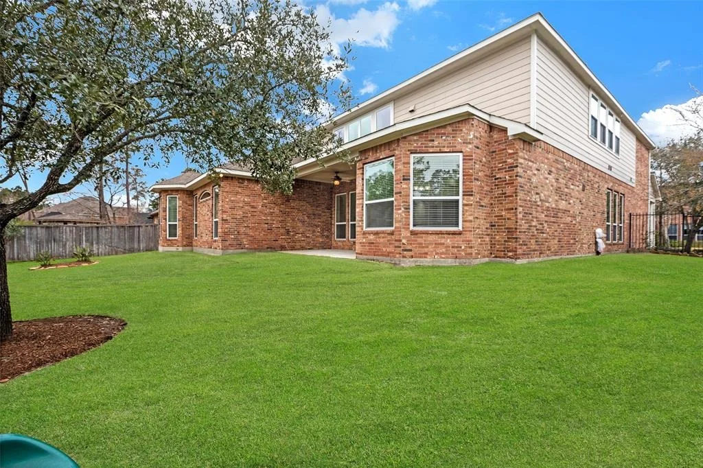 Photo of 55 E Hullwood Circle