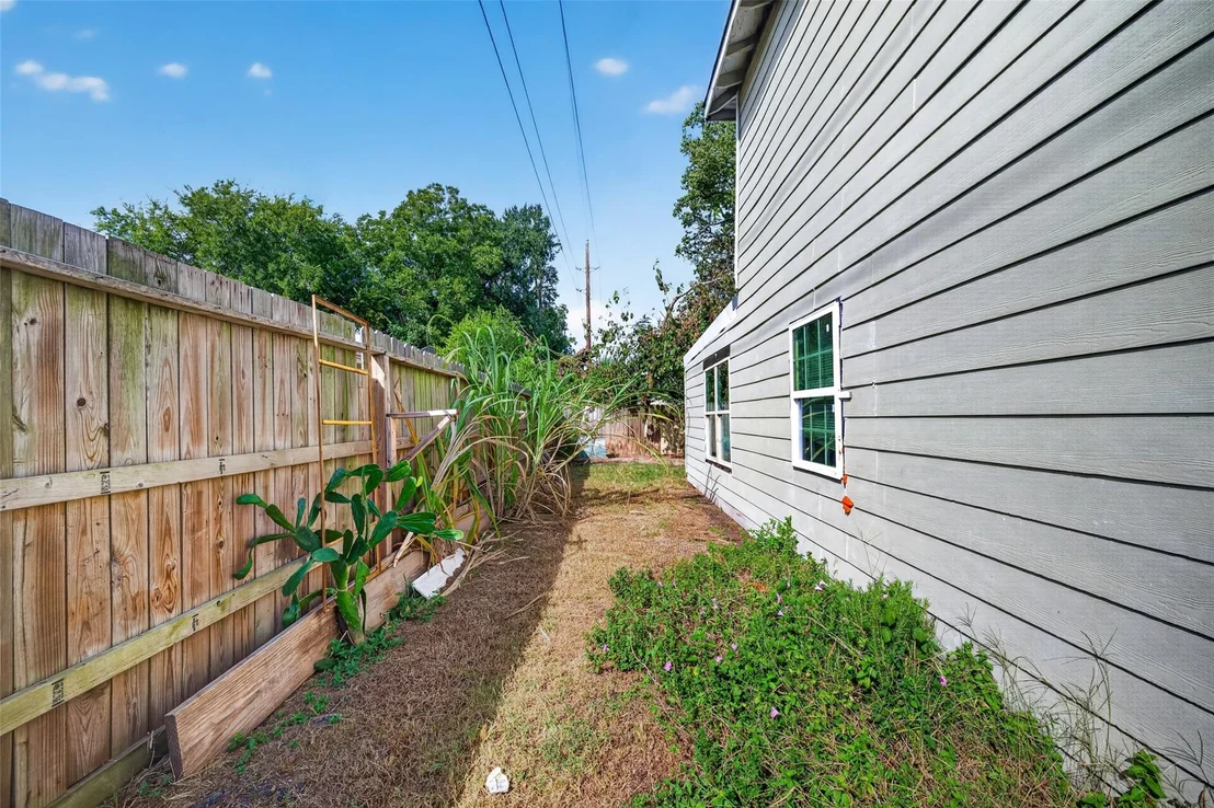 Photo of 7003 Sandswept Lane