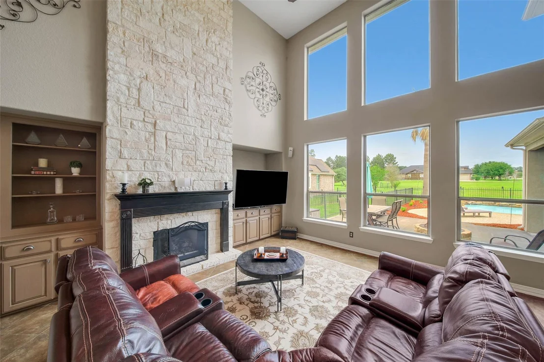 Photo of 11710 Grandview Dr
