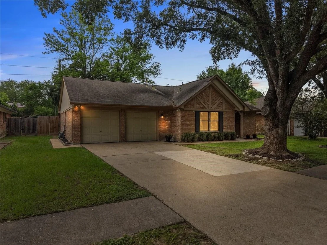 Photo of 914 Red Rock Canyon Drive
