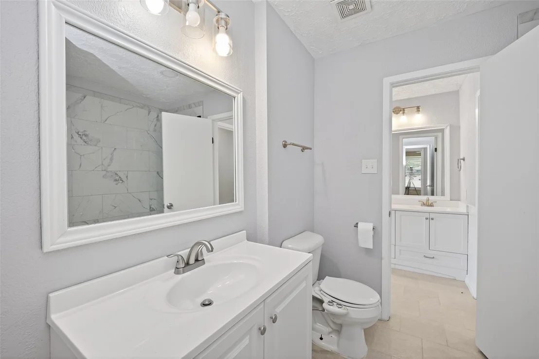 Photo of 4714 Bridgeview Lane