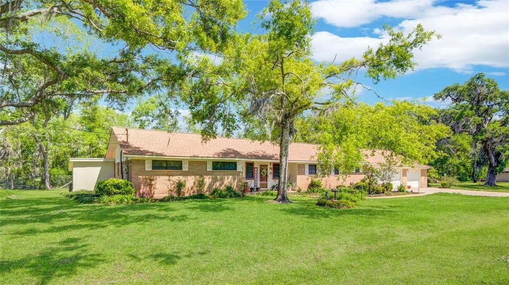 Photo of 95 Robinhood Lane