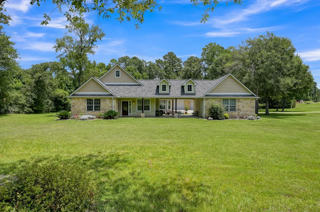 Photo of 107 Ebner Lake Front Drive
