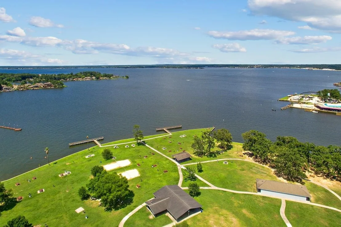 Photo of 3635 Overton Lane