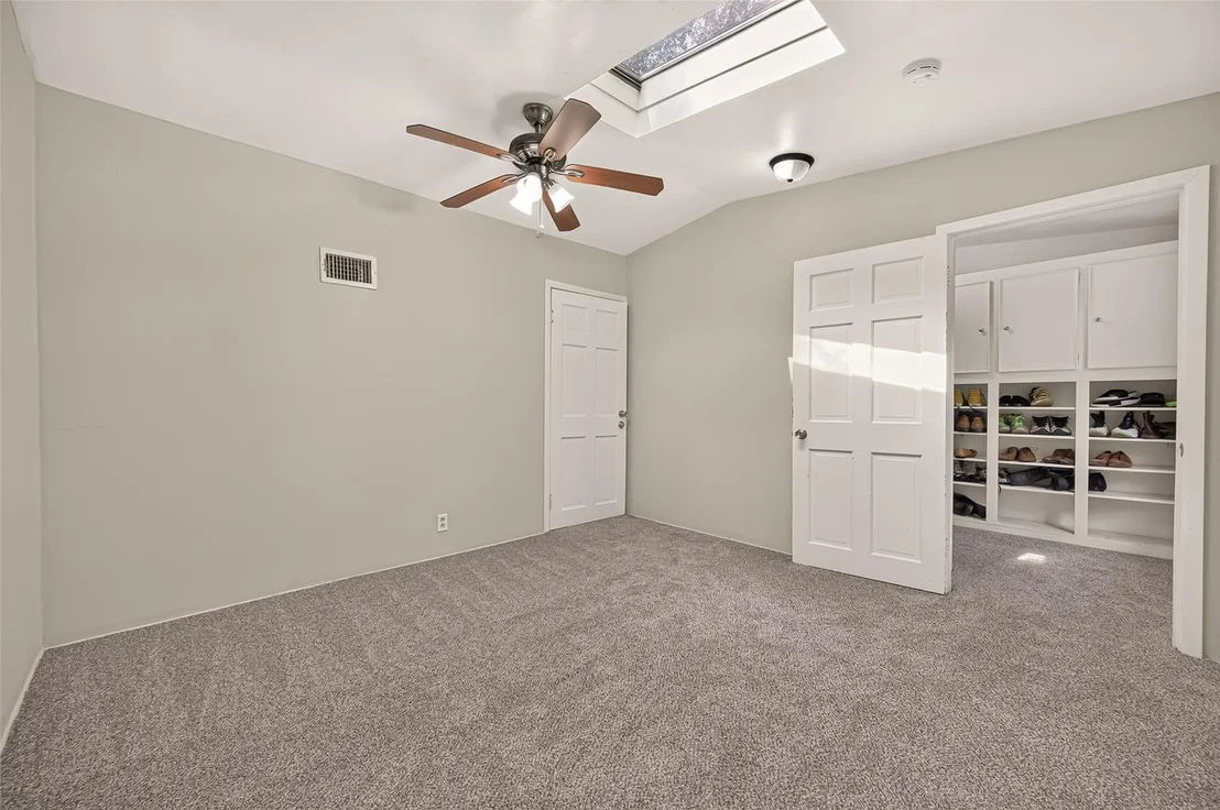 Photo of 8007 Vickridge Lane