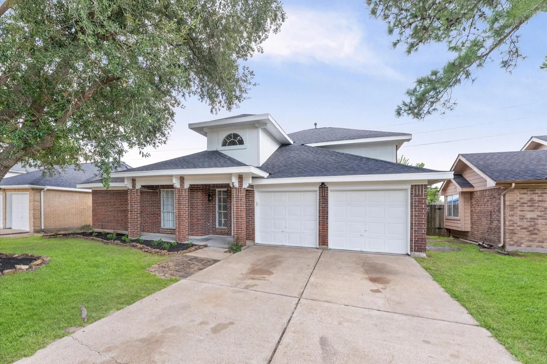 Photo of 17527 Hamilwood Drive