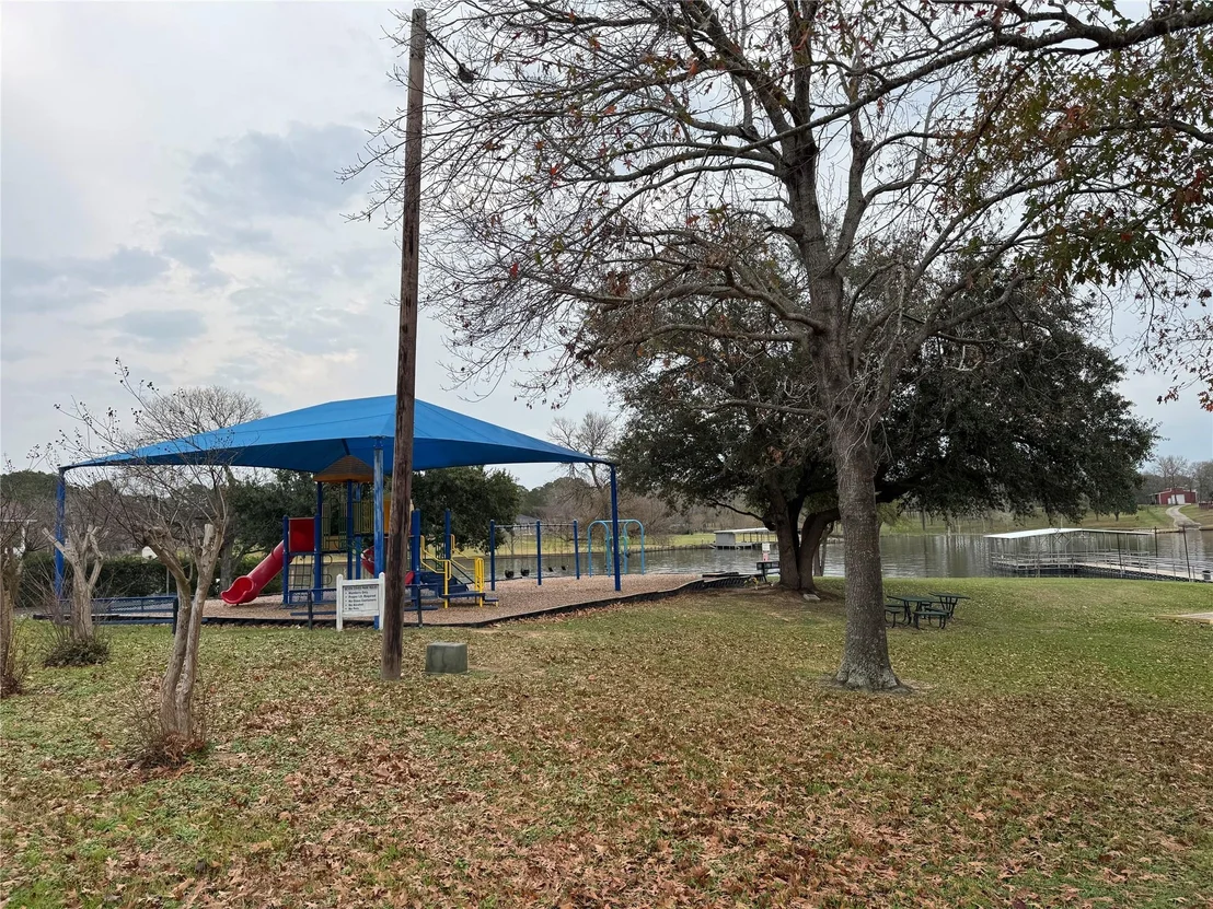 Photo of 6987 Pleasure Lake Drive