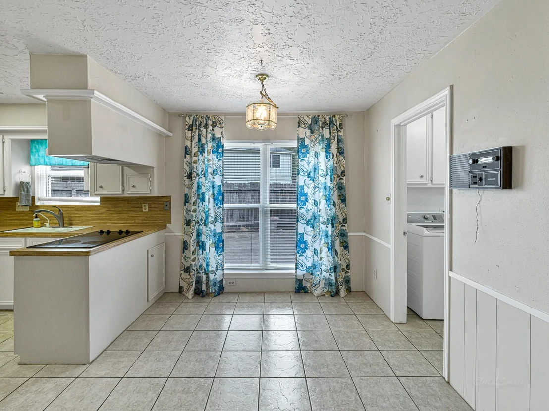 Photo of 22906 Squirrel Tree Street