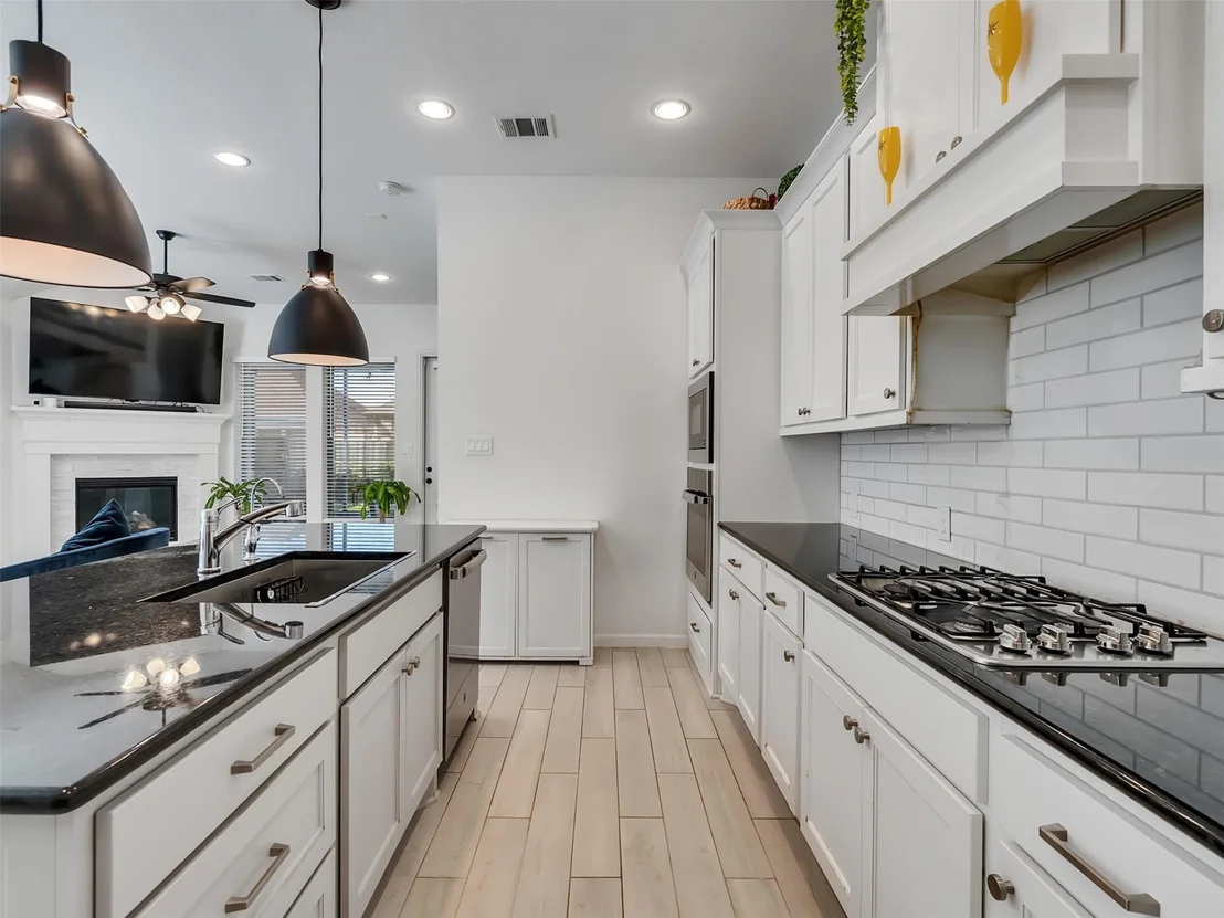 Photo of 5014 Eliot Place