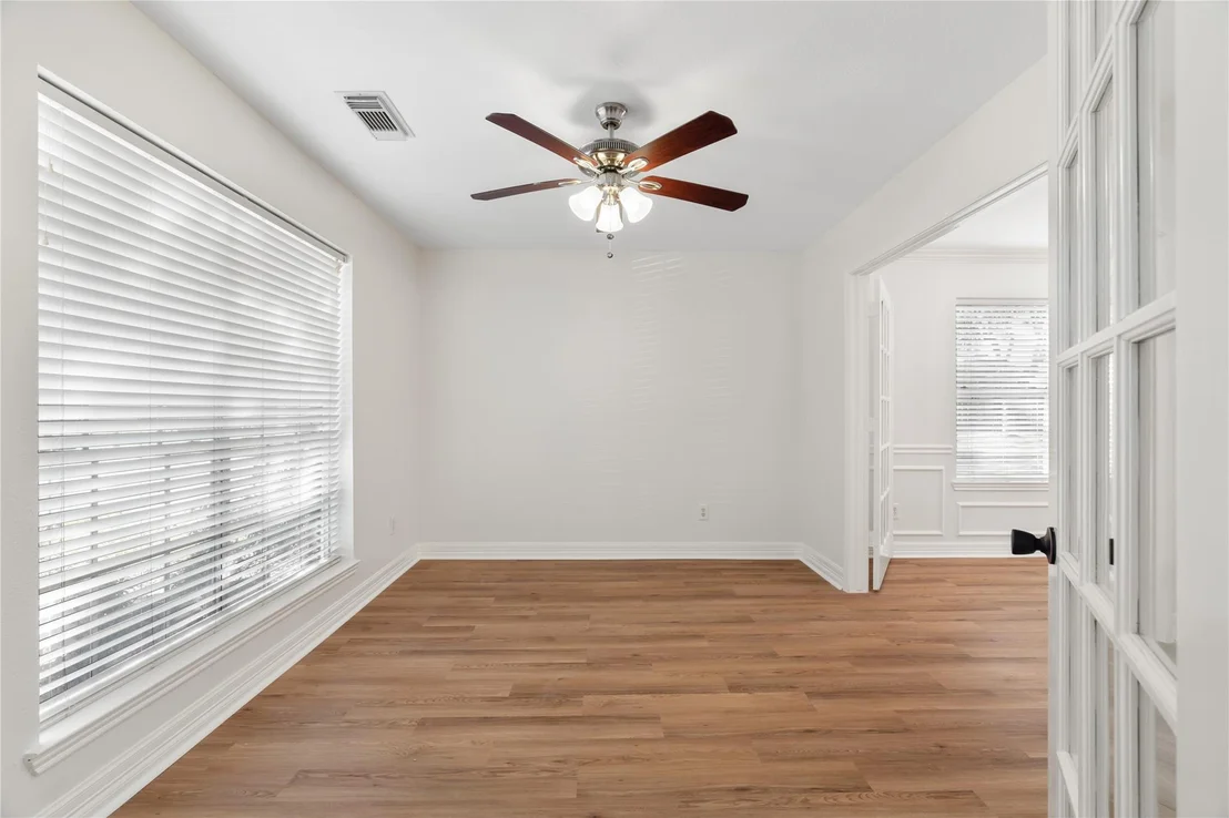 Photo of 4527 Fox Run Street