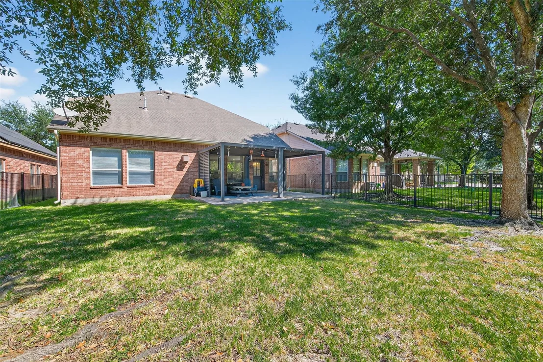 Photo of 18307 Pin Oak Bend Drive