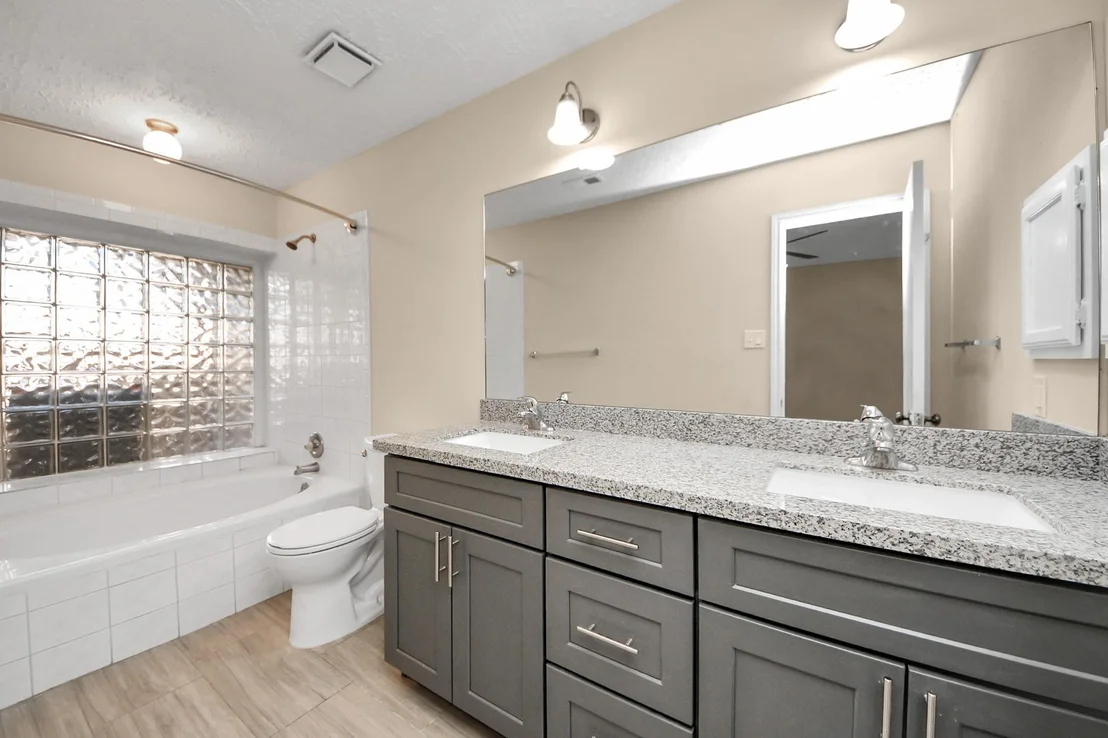 Photo of 6011 Shady Manor Drive
