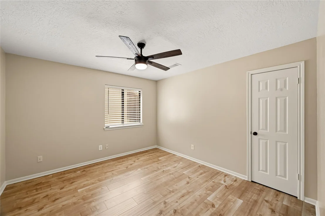 Photo of 706 Fernglade Drive