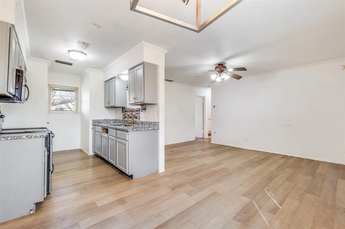 Photo of 3528 Silverhill Drive
