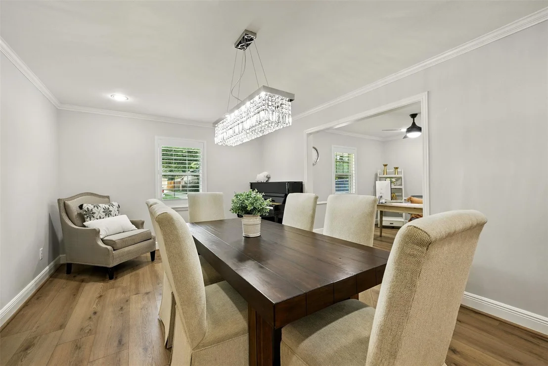 Photo of 10718 Chevy Chase Drive