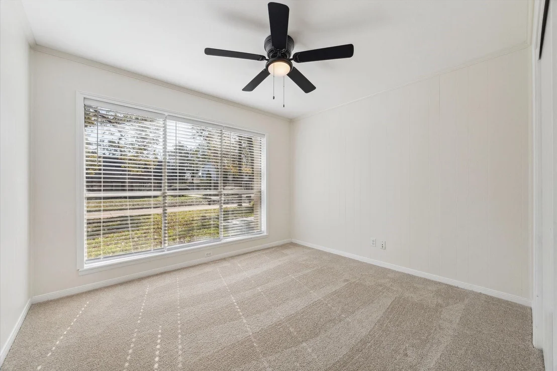 Photo of 4115 Elderwood Drive