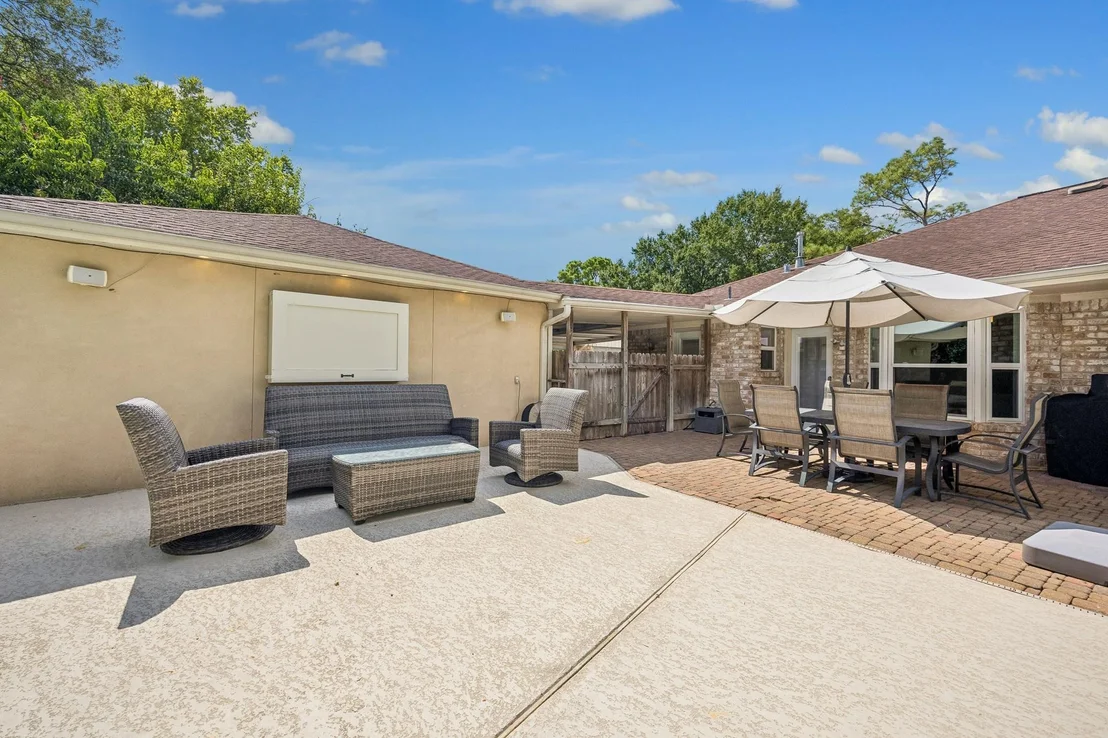 Photo of 10907 Overbrook Lane