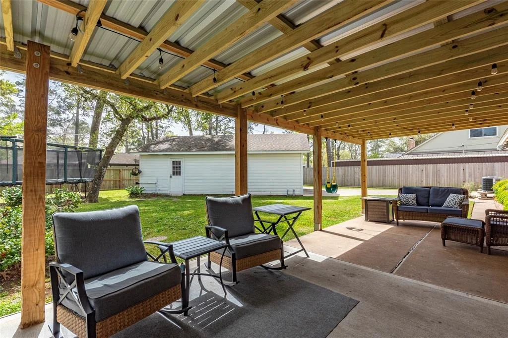 Photo of 1050 Royal Oak Drive
