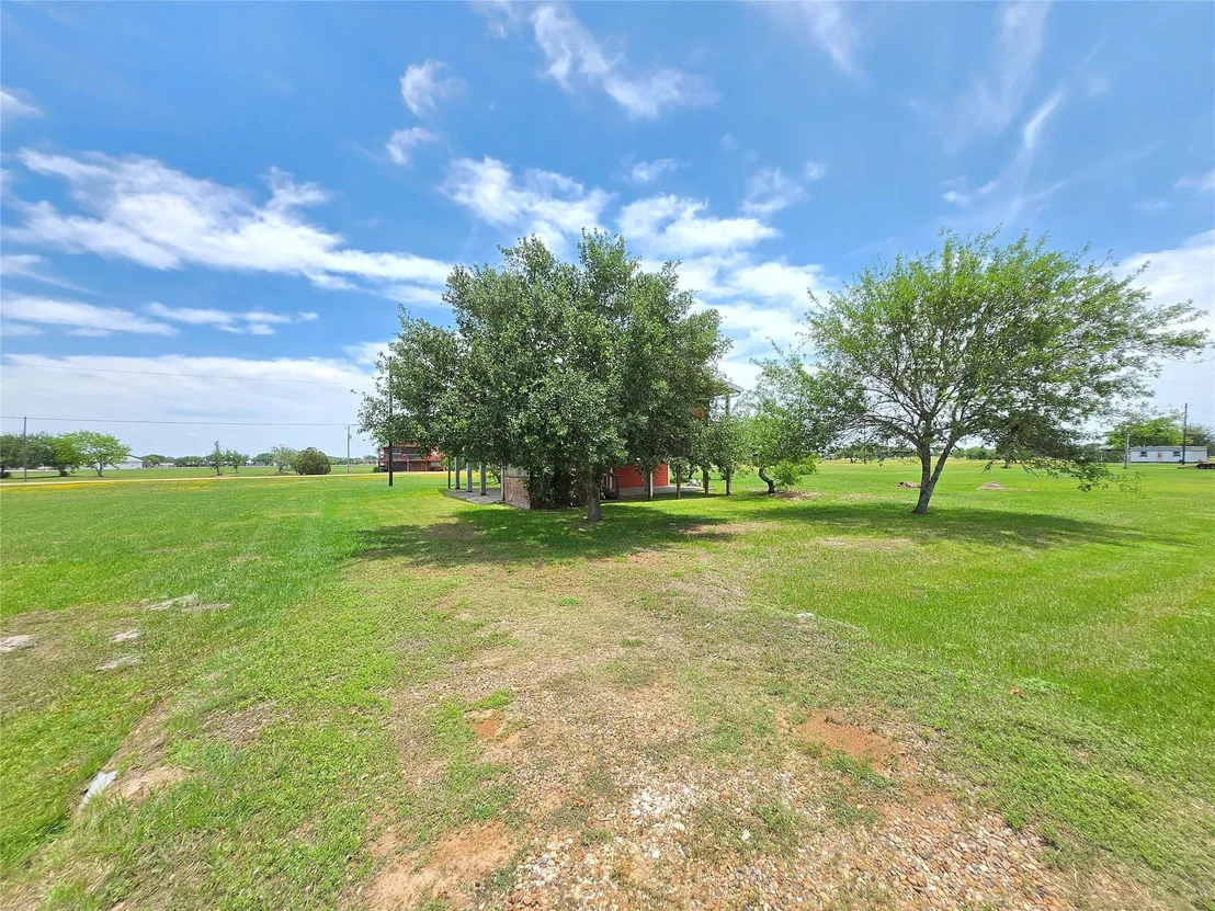 Photo of 205 Buckskin Drive