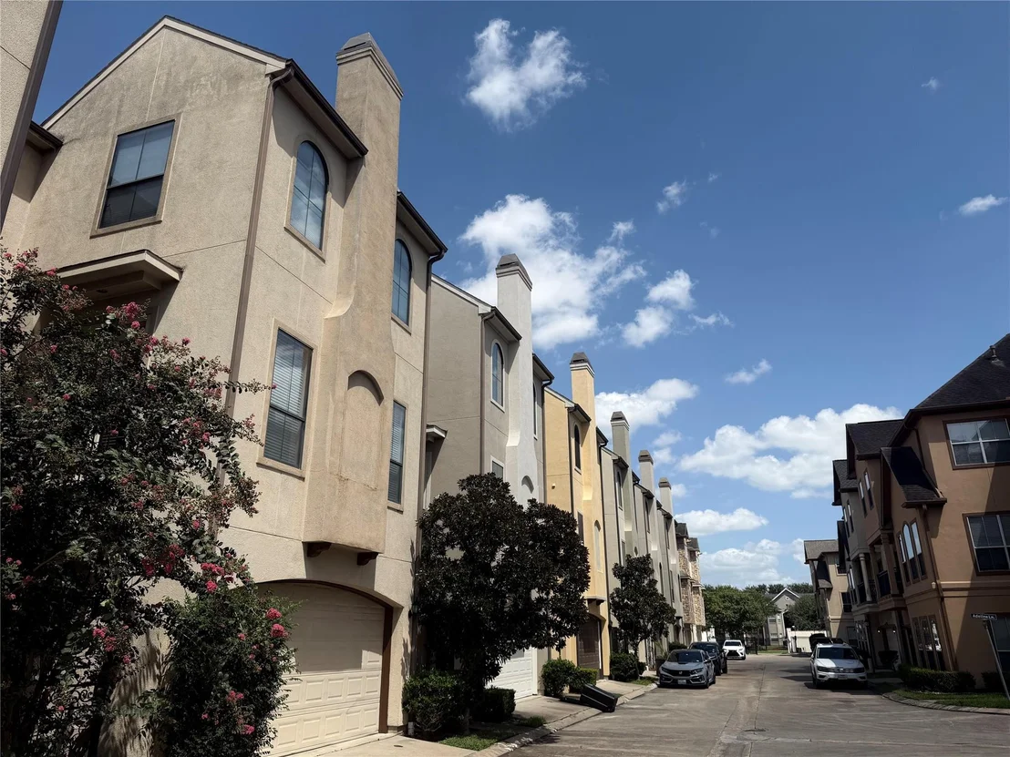 Photo of 3030 Orchard Drive