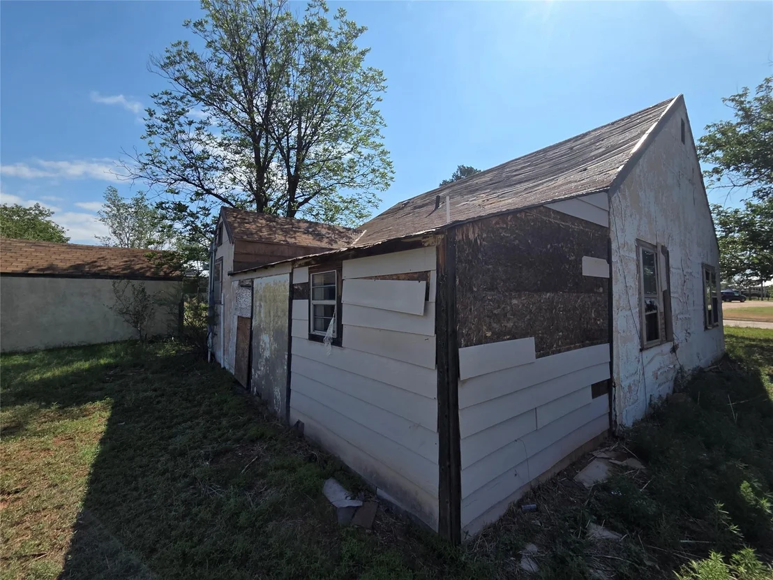 Photo of 817 Miller Avenue