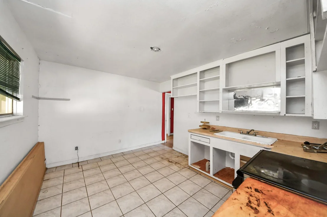 Photo of 14023 Rosecrest Drive