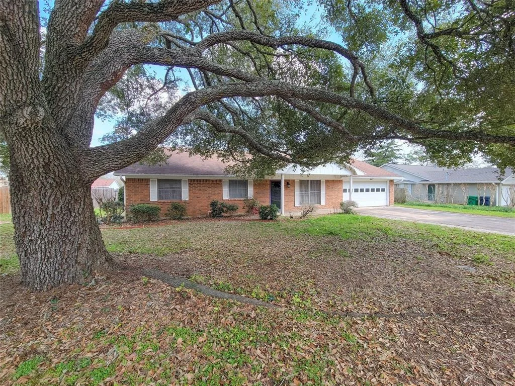 Photo of 1703 Westwind Drive