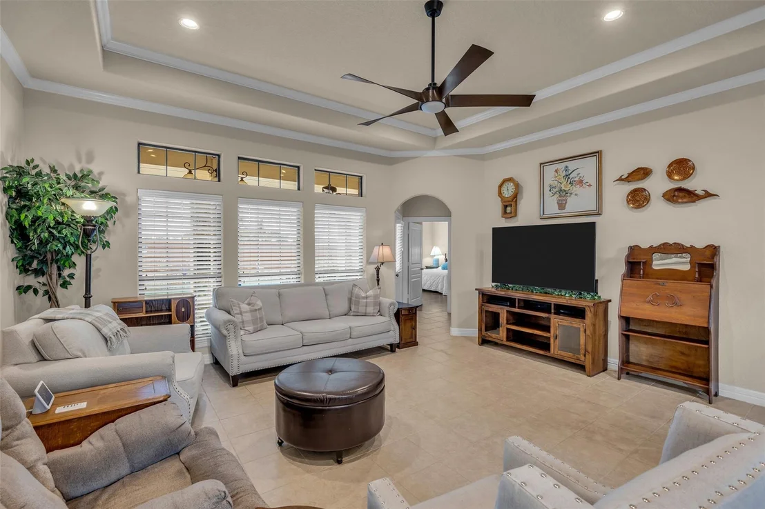 Photo of 1813 Mesa Verde Drive
